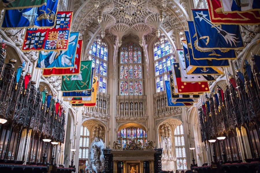 London: Westminster Abbey Priority Access & Guided City Tour - Walking demands, crowds, and timing