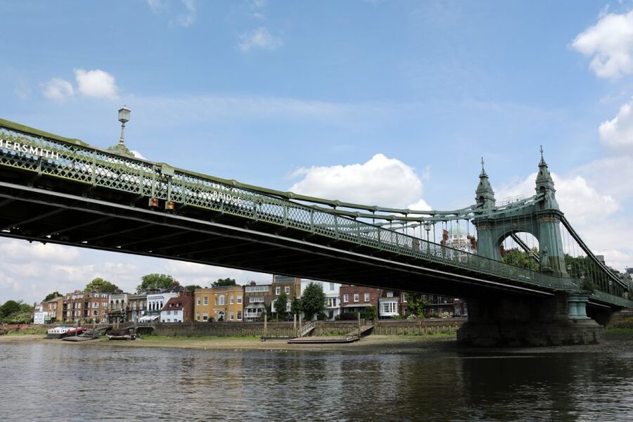 London: Westminster to Kew River Thames Cruise - Wandsworth and Putney, where the city opens up