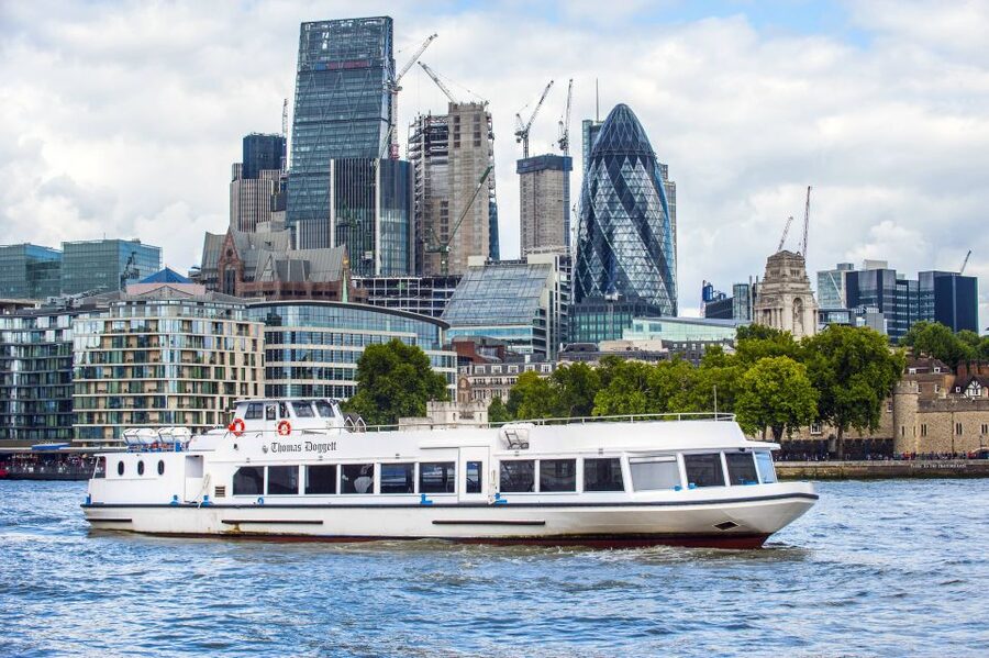 London: Westminster to Tower Bridge River Thames Cruise - Why the Thames is the right route through central London