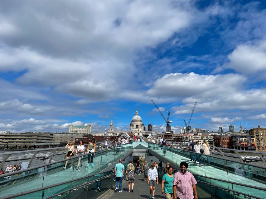 London: Witches and History Bankside Walking Tour - Southwark Cathedral and Winchester Walk