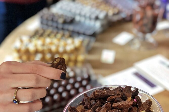 Mayfair Chocolate Tour - Soho: chocolate beside centuries of London stories