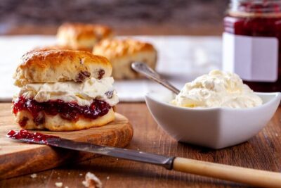 Notting Hill Walking Tour with Cream Tea