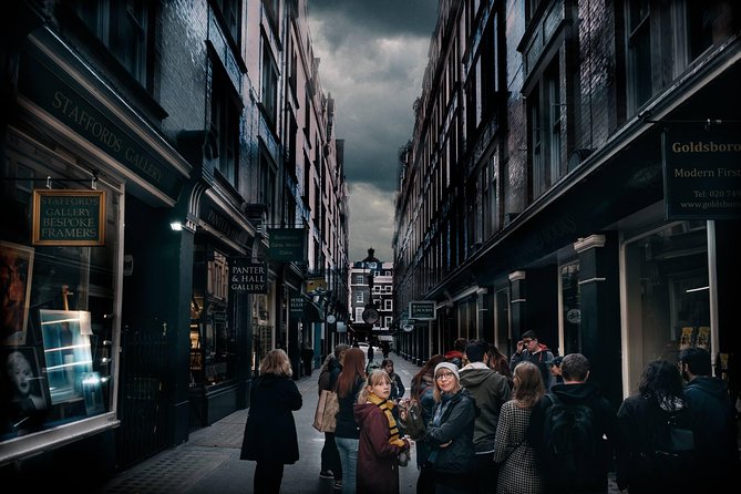 Original Harry Potter Locations Tour - Guided Tour of London - Two kilometres at an easy pace