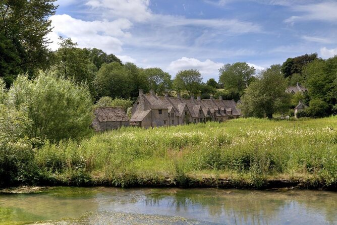 Oxford and Traditional Cotswolds Villages Small-Group Day Tour from London - Key points before you book
