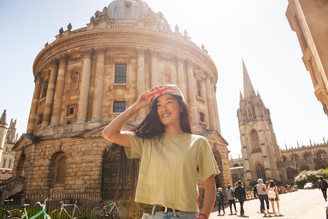 Oxford and Traditional Cotswolds Villages Small-Group Day Tour from London - The guide matters more than the script
