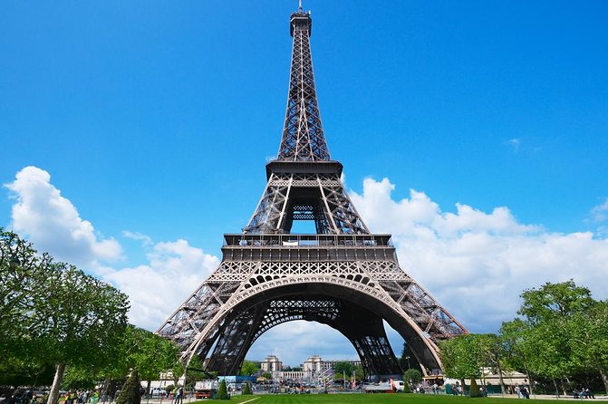 Paris by Rail with Sightseeing Bus and River Cruise - Seine cruise from the Eiffel Tower