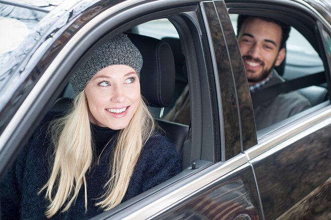 Private London Arrival Transfer - Airport to Hotel / Accommodation - London City and Docklands drop-offs