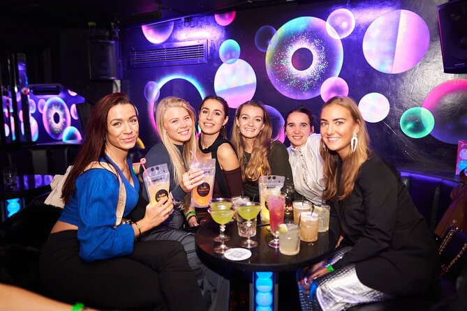 Pub Crawl of Central London - Free shots, discounts, and the real cost