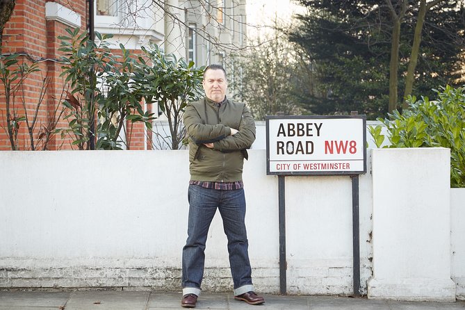 Rock Cab Tours presents Music Legends Private Taxi Tour of London - Freddie Mercury’s Kensington home