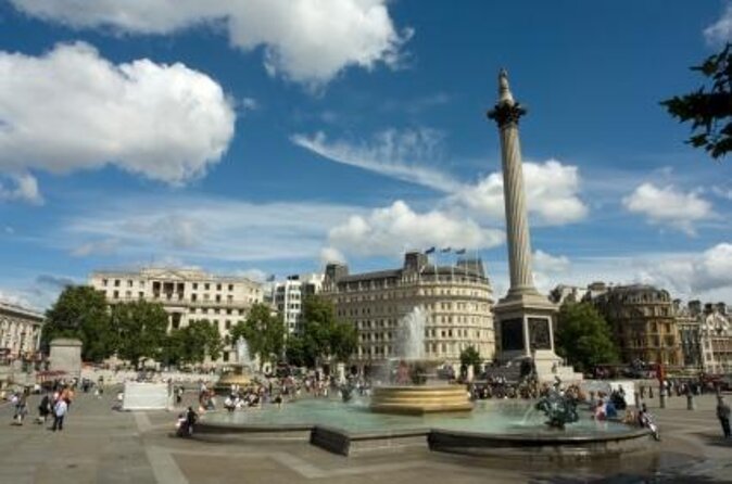 Secret Walking Tour of Central London - Trafalgar Square and the smallest police station