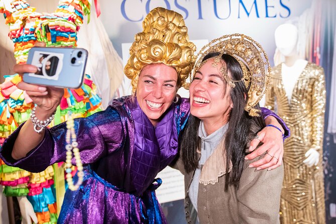 Shakespeare's Globe Guided Tour - Weather, shoes, and practical comfort