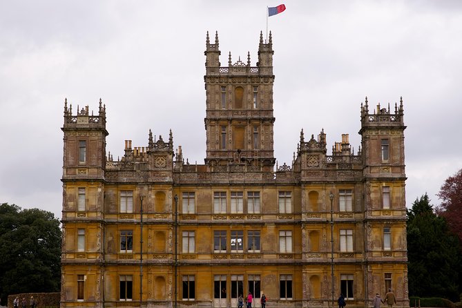Shared Group Downton Abbey and Highclere Castle Tour from London - Leaving Marble Arch for Oxfordshire