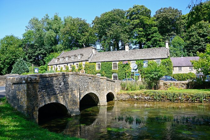 Small-Group Cotswolds Tour (From London) - What the guide adds to the day