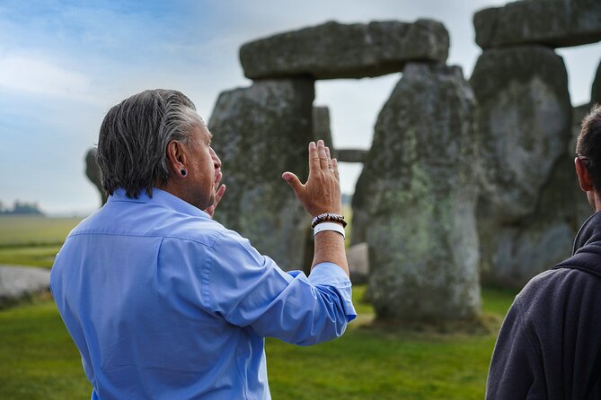 Small-Group Day Trip to Stonehenge, Bath and Windsor from London - Bath needs a careful choice between baths, lunch, and streets