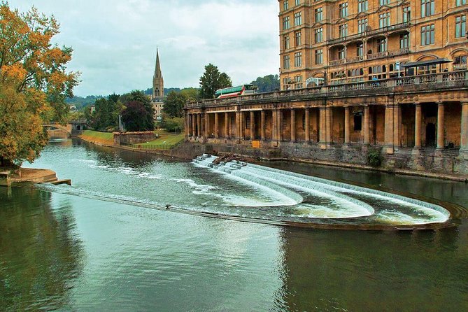 Stonehenge and Bath Day Guided Tour from London - Who should choose this tour?