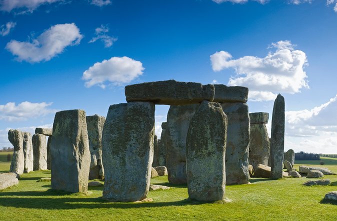 Stonehenge and The Stone Circles of Avebury Day Trip from London - Why this Wiltshire day trip is different