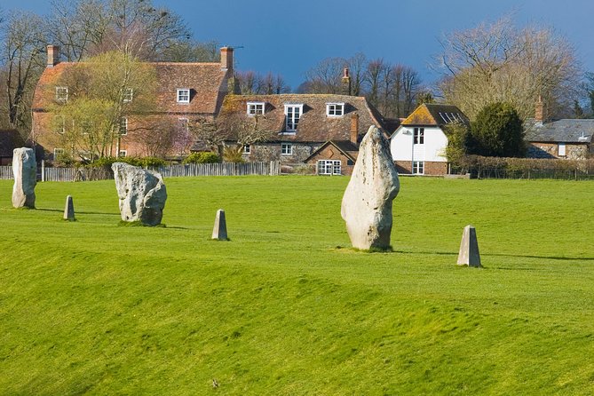Stonehenge and The Stone Circles of Avebury Day Trip from London - What the 10-hour schedule feels like