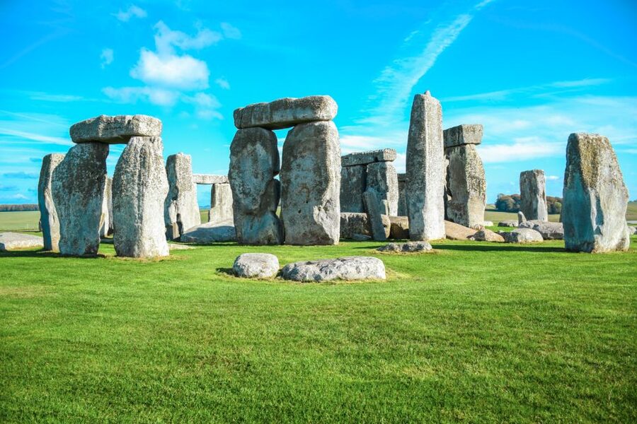 Stonehenge & Bath: Full-Day Coach Tour from London - Why this pairing works so well