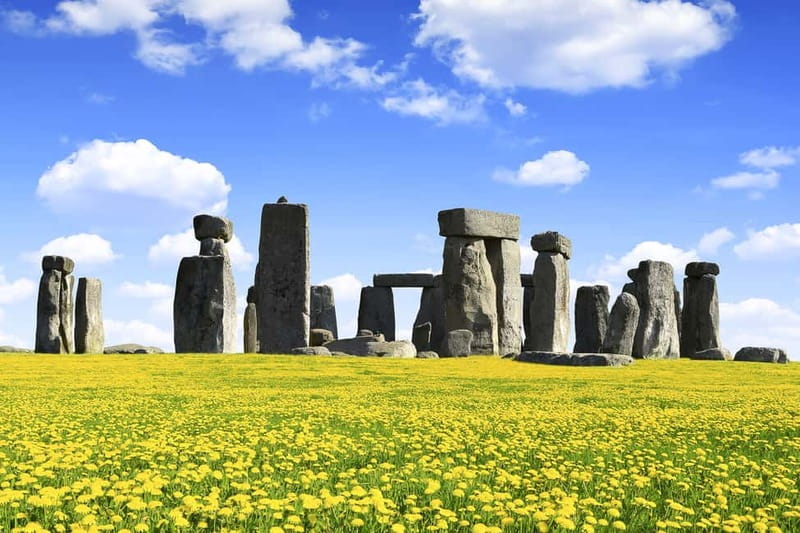 Stonehenge, Bath, Windsor and Roman Baths London Day Tours - Stonehenge: a powerful first stop