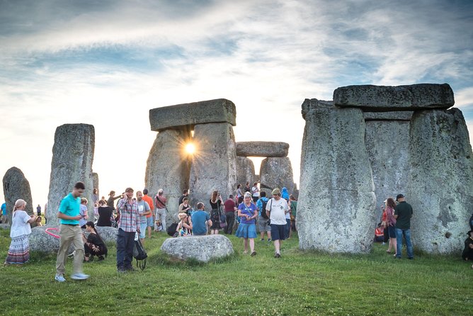 Stonehenge Half-Day Tour from London with Admission - Arriving at Stonehenge and taking the shuttle