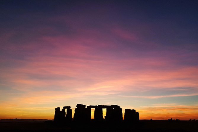 Stonehenge Half-Day Tour from London with Admission - Reading the stones with the audio app
