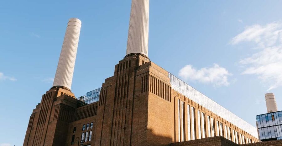 The Chimney Lift at Battersea Power Station - Lift 109 and the moment the chimney opens