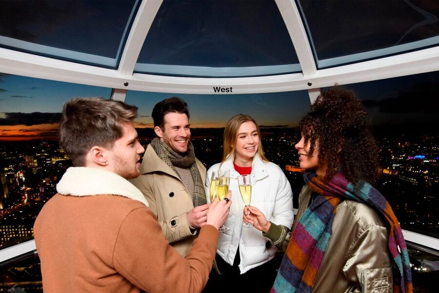 The London Eye Champagne Experience - Champagne, landmark spotting, and the slow climb