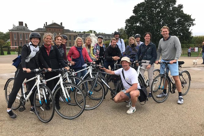 The London Landmarks, 3.5 hour Afternoon tour - Royal Albert Hall and the route toward Buckingham Palace