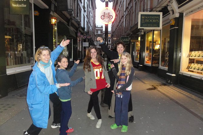 Tour for Muggles The Ultimate Harry Potter Walking Tour in London - St. Paul’s Cathedral and a school with a Potter connection