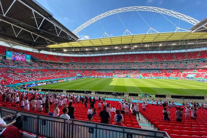 Tour of Wembley Stadium in London - Dressing rooms and the Players’ Tunnel