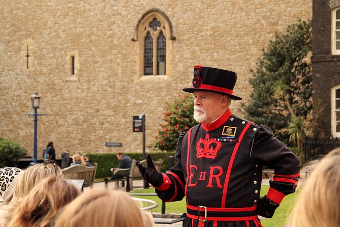 Tower of London: Crown Jewels & Beefeater Opening Ceremony - Who should book this Tower of London experience