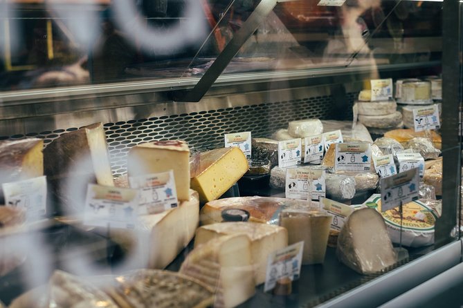 Ultimate London Cheese Crawl : Guided Food Tour - Green Park begins the cheese story