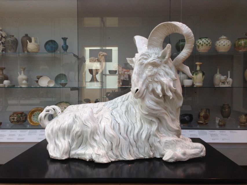 Victoria and Albert Museum London Private Guided Tour 3 hour - Who will enjoy this tour most