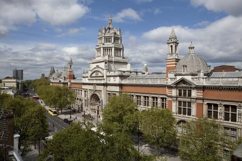 Victoria and Albert Museum London Private Guided Tour 3 hour - The three-hour route and what you will see