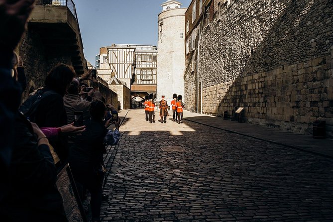 VIP Early Access Opening Ceremony Tower of London & River Cruise - The Thames cruise ticket and its real value