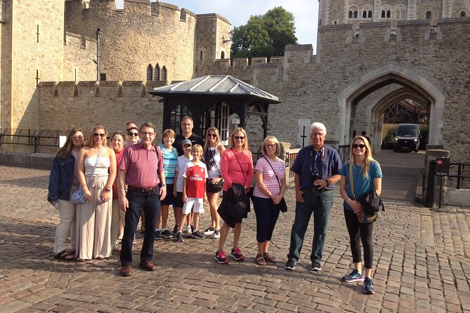 VIP Tower of London and Crown Jewels Tour with Private Beefeater Meet & Greet - The White Tower and the Royal Armouries
