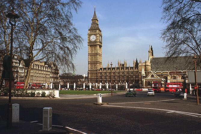 Westminster Abbey, Big Ben, Buckingham Guided Tour of London - How the guide affects the experience