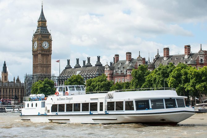Westminster to Greenwich Sightseeing Thames Cruise in London - How good is the commentary?