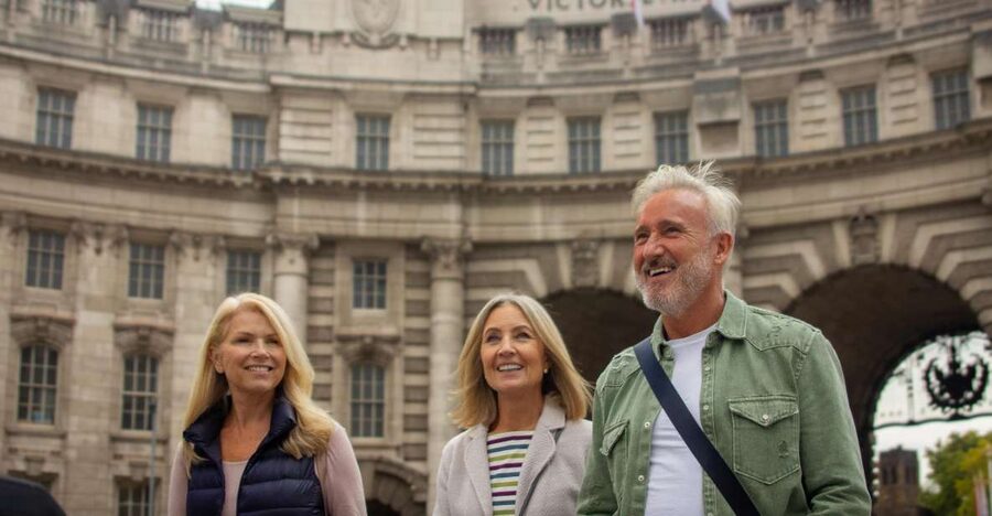 Westminster to Tower Bridge Customized Tour with a Local - The South Bank, Shakespeare, and London’s theatre world