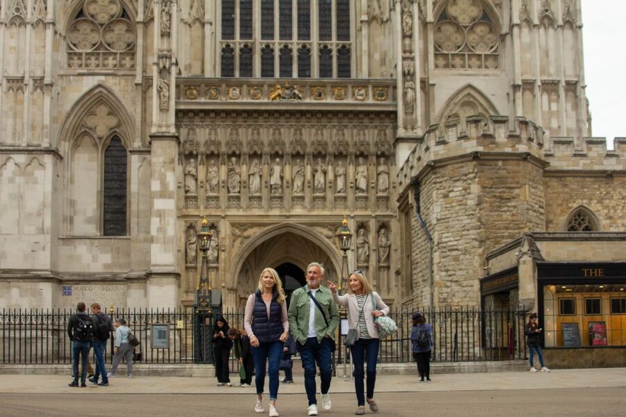 Westminster to Tower Bridge Customized Tour with a Local - Optional museums for medicine, art, and textiles